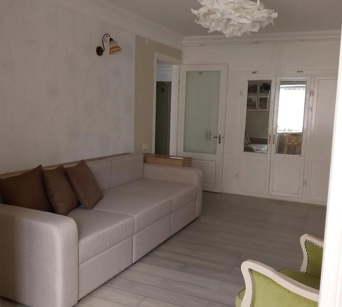 Apartment - Room With The Host Baku